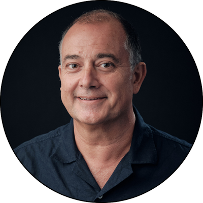 andy vidler headshot